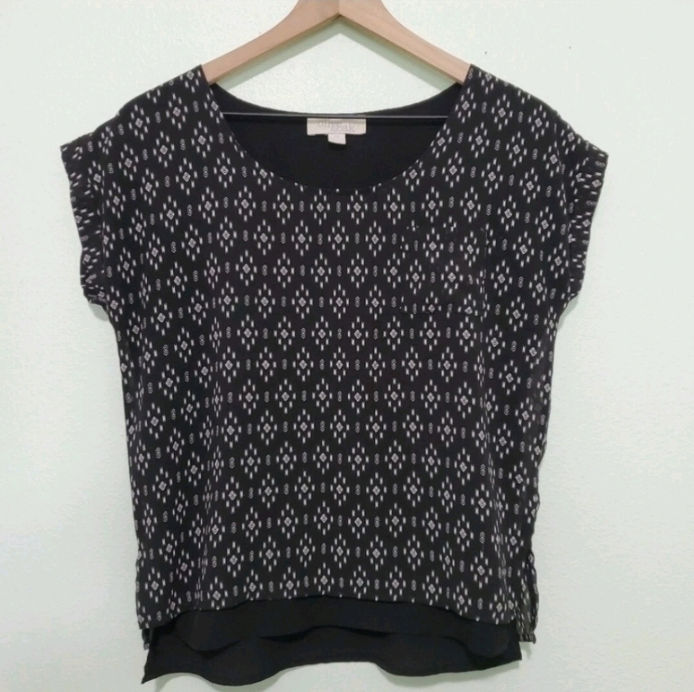 Olive & Oak • Chiffon Blouse